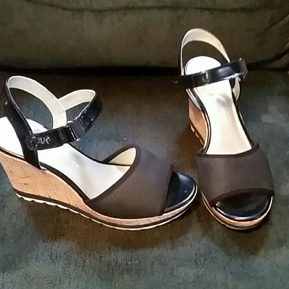 Anne Klein Shoes | Ann Kline Black Cork Wedges Sz | Poshmark